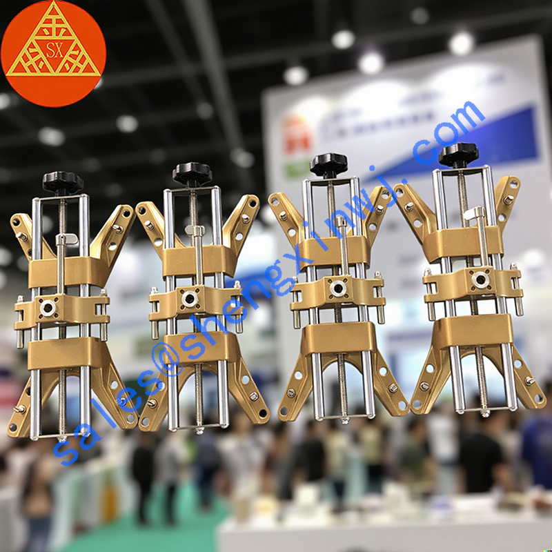 wheel alignment clamps on fair Grampos de alinhamento das rodas na feira